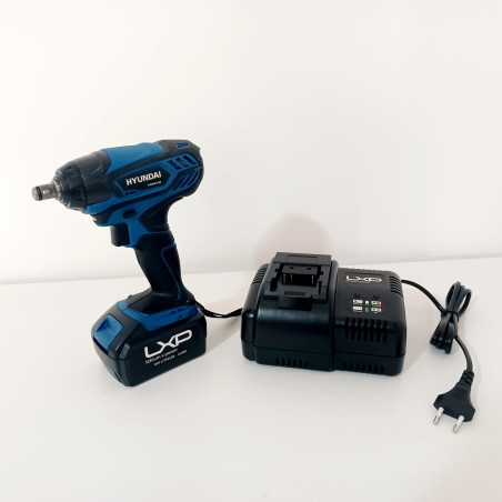 Pack pistola de impacto de batería HYUNDAI HYBW1690 + batería 4 Ah + cargador